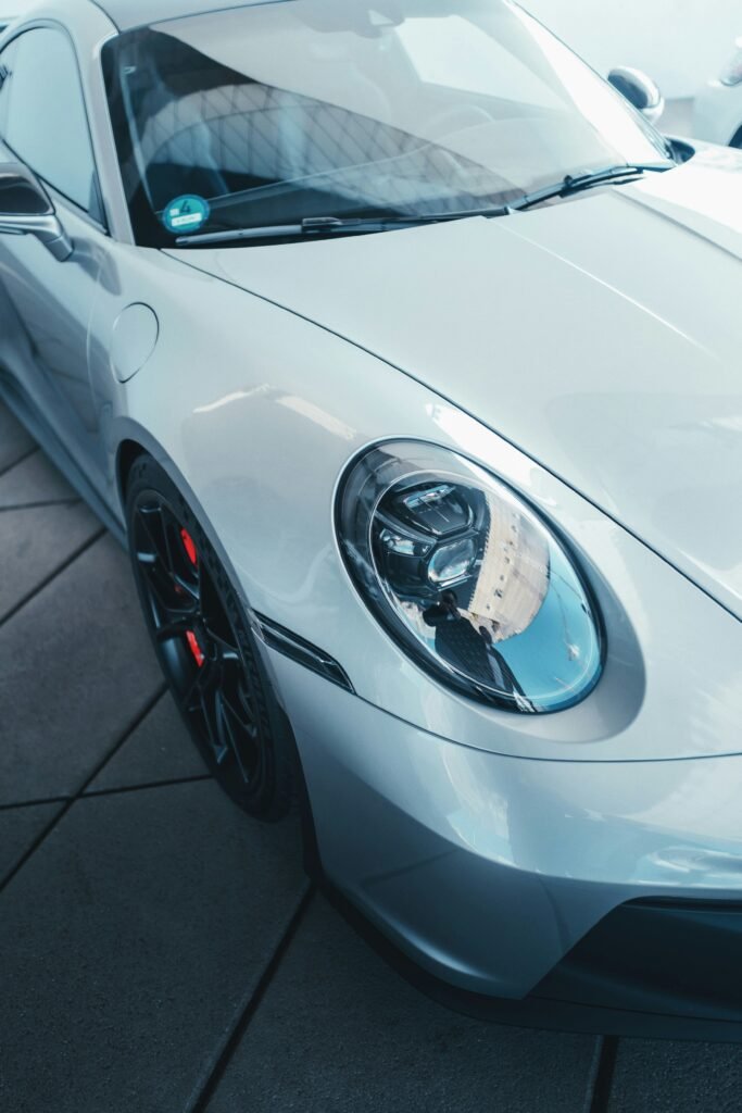 Porsche image 4