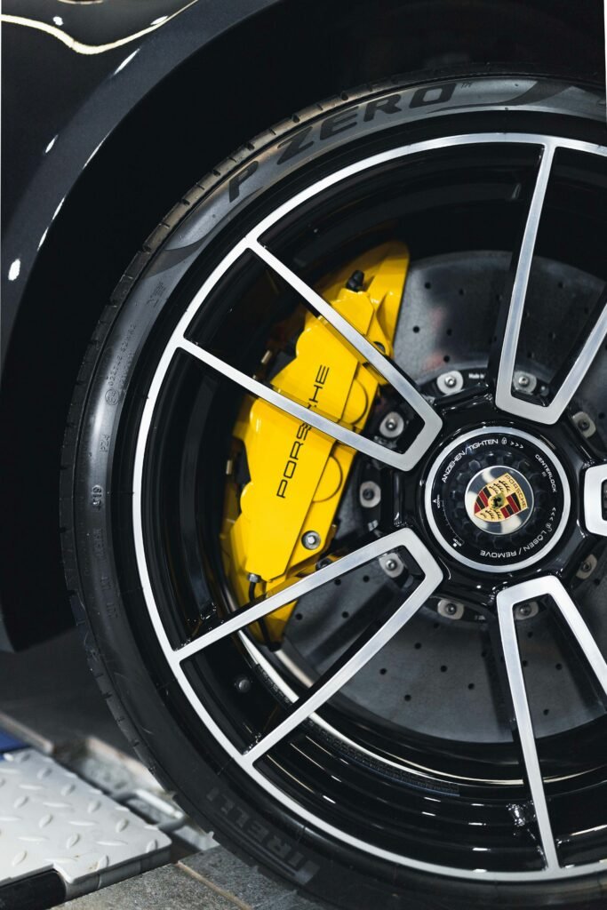 Break repair service image